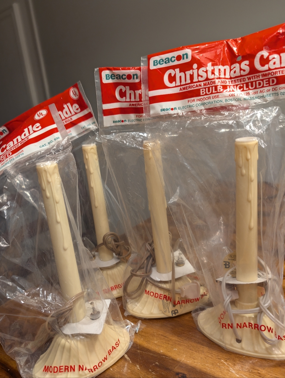 4 Vintage Plastic Electric Candles New Old Stock. Plastic Electric Drip Candles